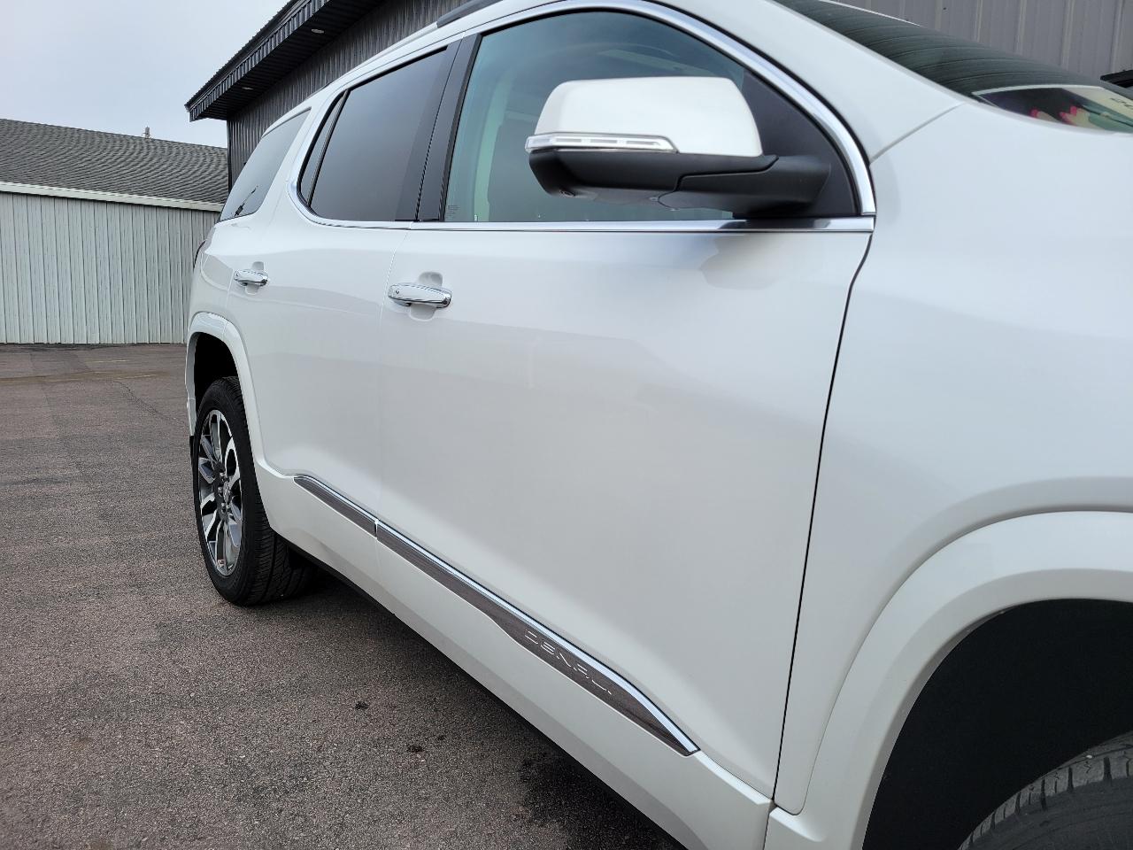 GMC Acadia AWD 4dr Denali 2020