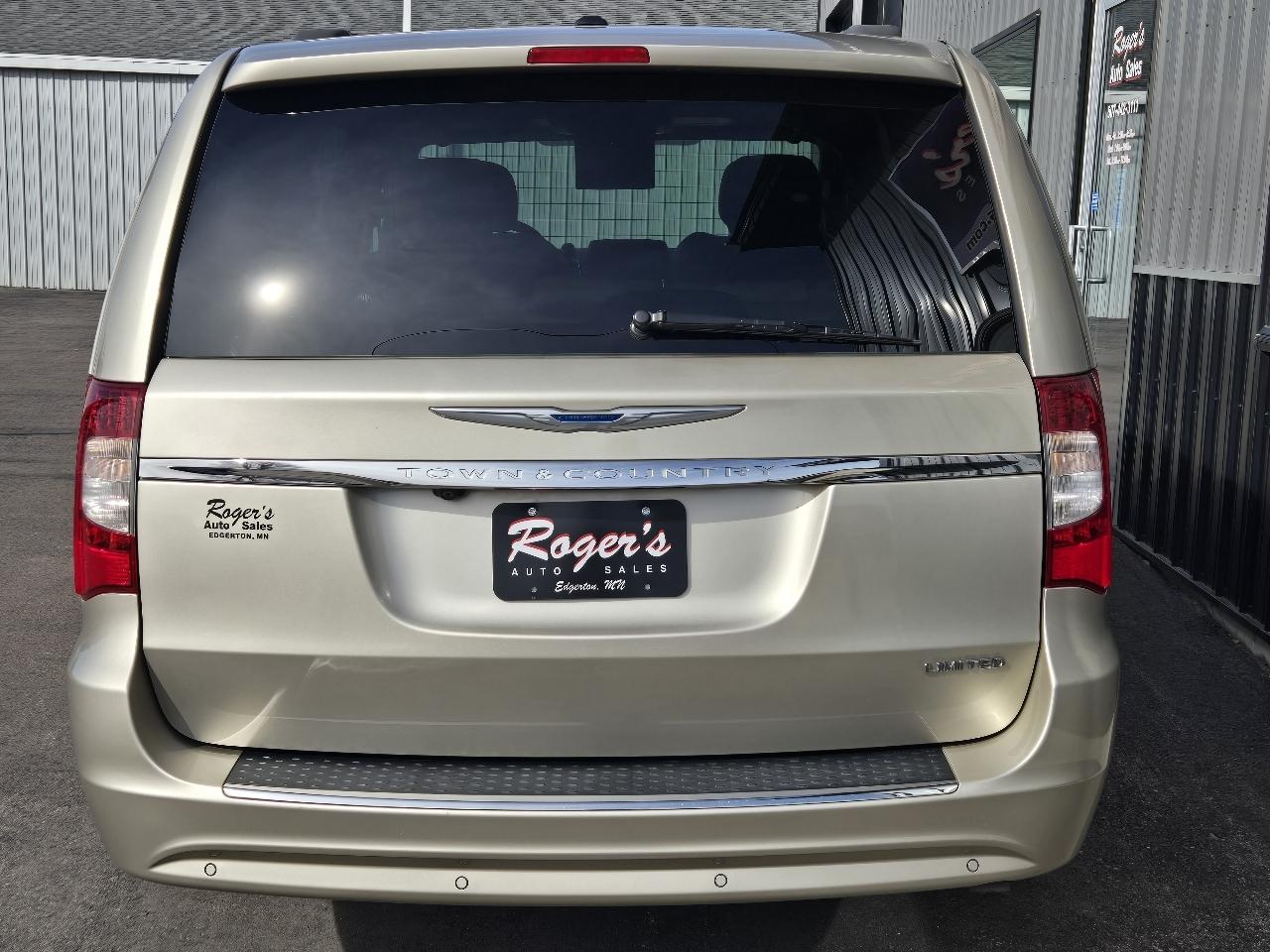 Chrysler Town & Country 4dr Wgn Limited 2014