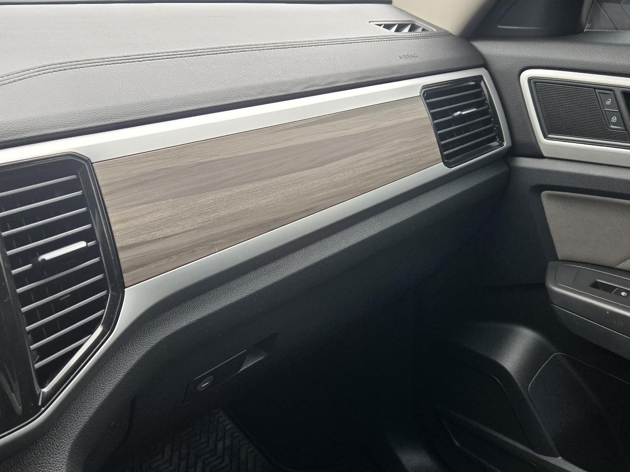 Volkswagen Atlas 3.6L V6 SEL 4MOTION 2023