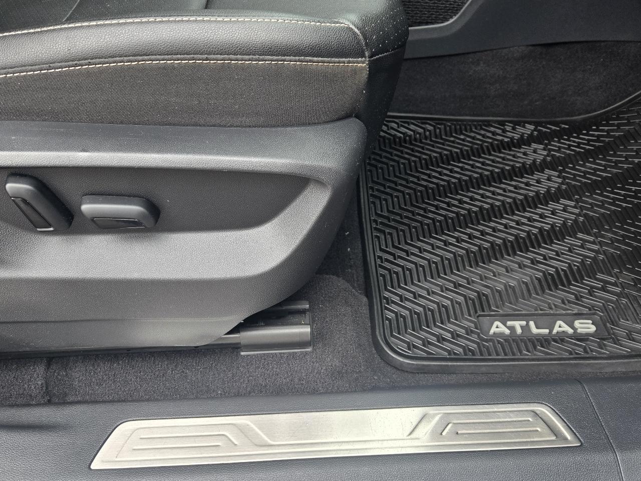 Volkswagen Atlas 3.6L V6 SEL 4MOTION 2023