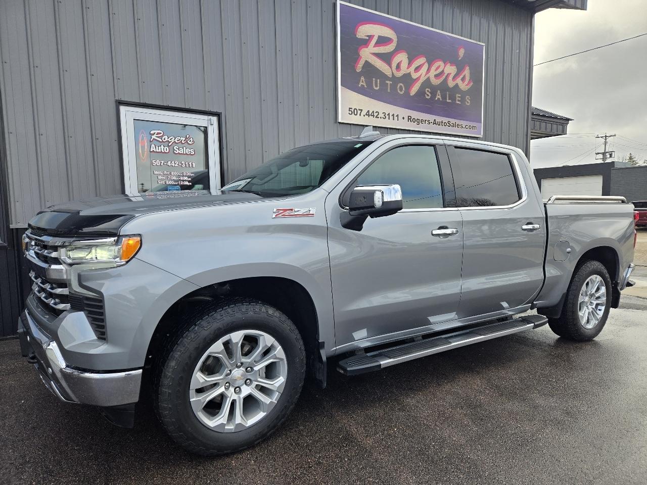 Chevrolet Silverado 1500 4WD Crew Cab 147" LTZ 2024
