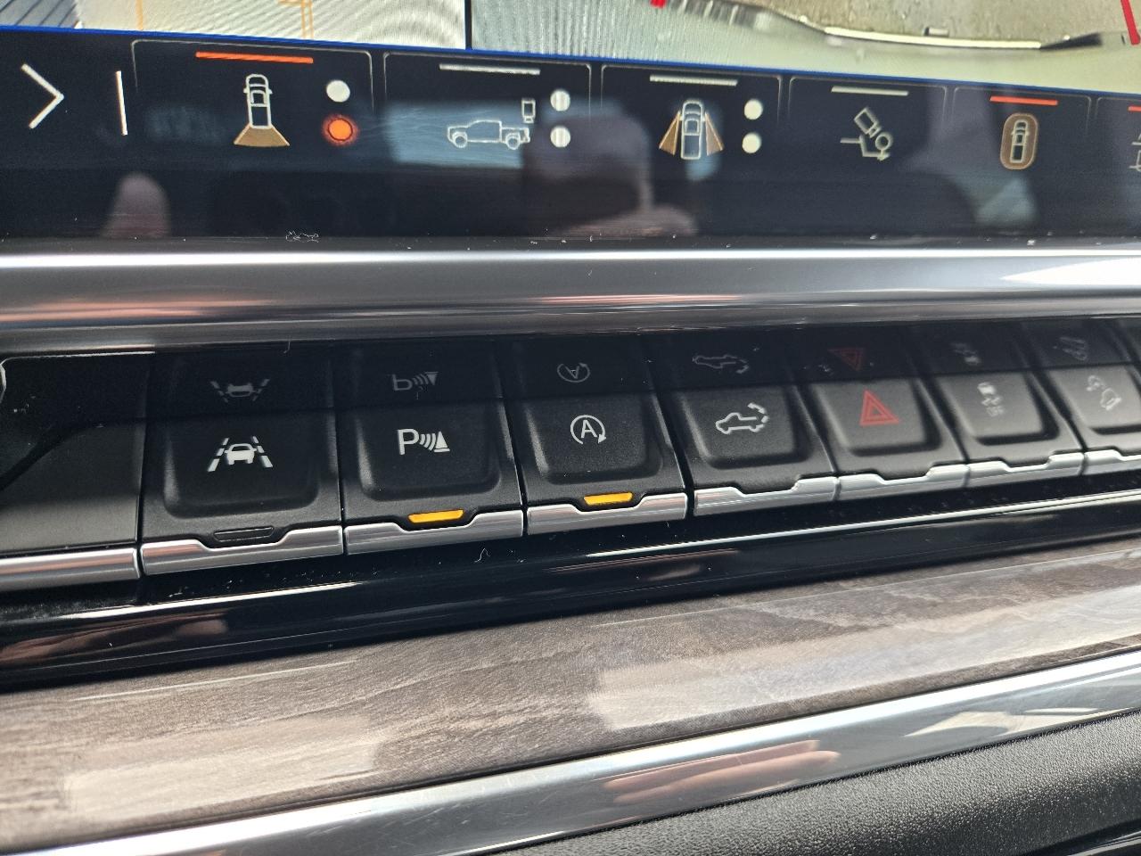 Chevrolet Silverado 1500 4WD Crew Cab 147" LTZ 2024