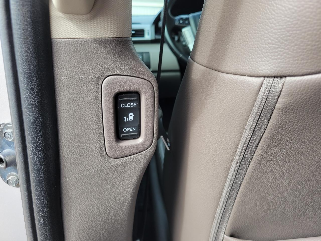 Honda Odyssey 5dr EX-L 2011