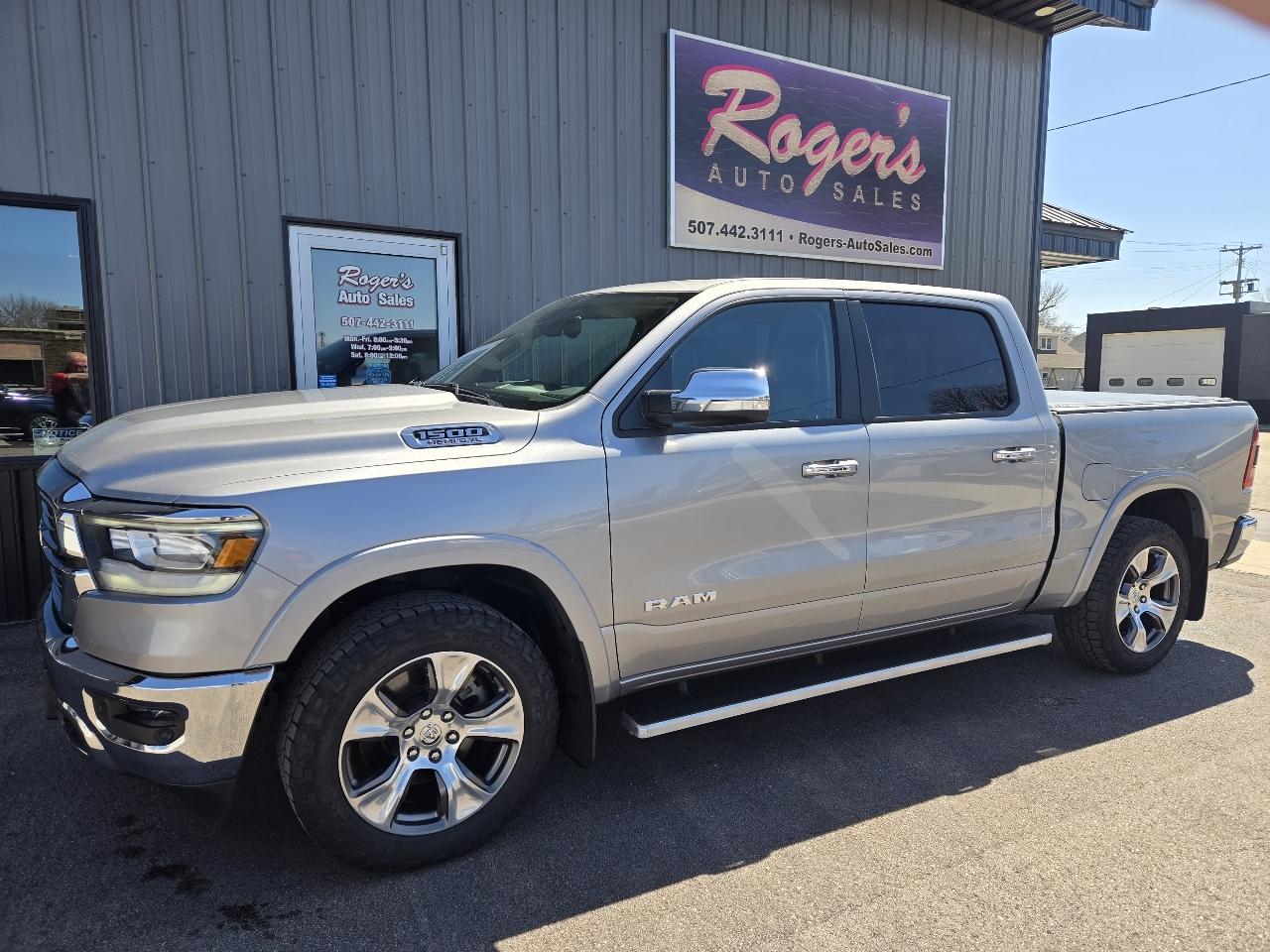 RAM 1500 Laramie 4x4 Crew Cab 5'7" Box 2019