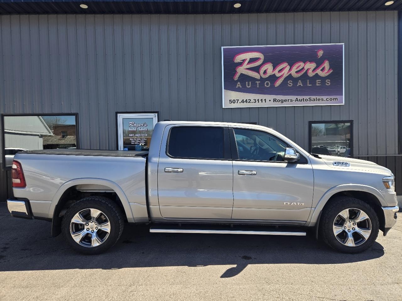 RAM 1500 Laramie 4x4 Crew Cab 5'7" Box 2019