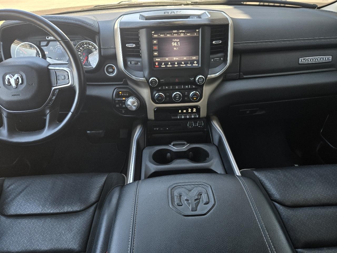 RAM 1500 Laramie 4x4 Crew Cab 5'7" Box 2019