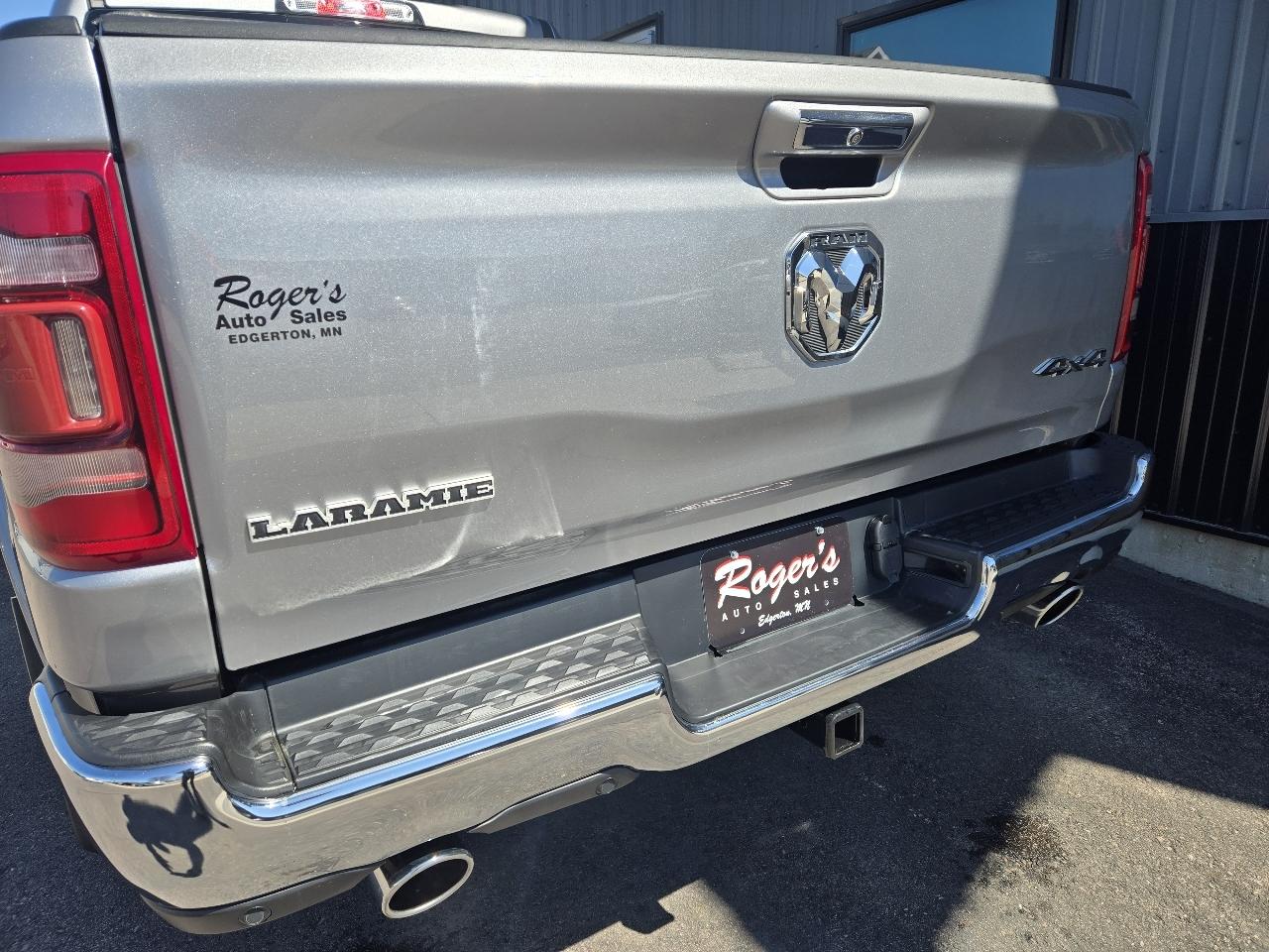 RAM 1500 Laramie 4x4 Crew Cab 5'7" Box 2019