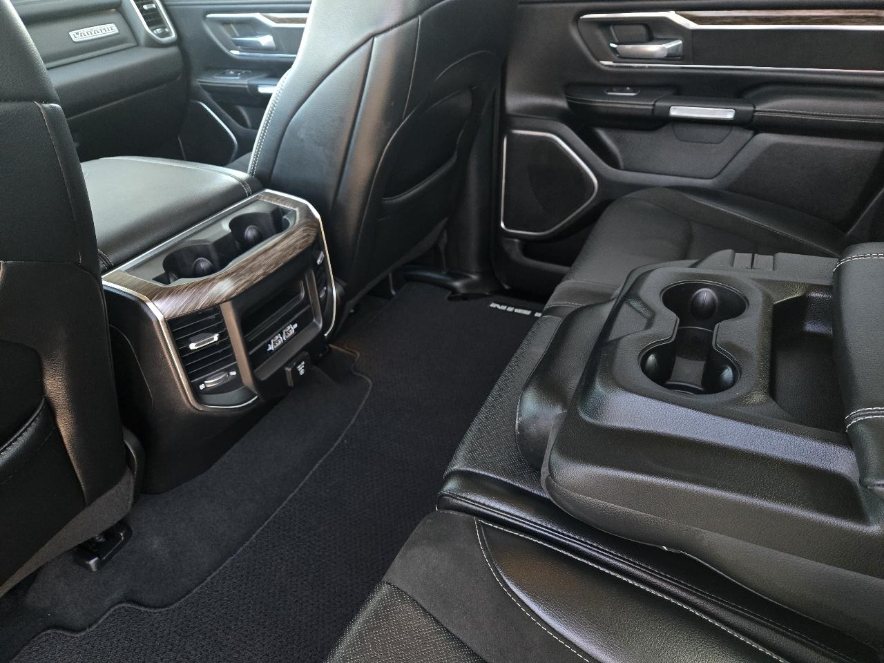 RAM 1500 Laramie 4x4 Crew Cab 5'7" Box 2019