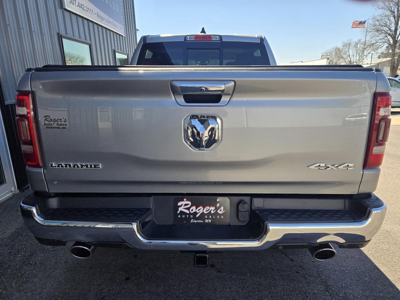 RAM 1500 Laramie 4x4 Crew Cab 5'7" Box 2019