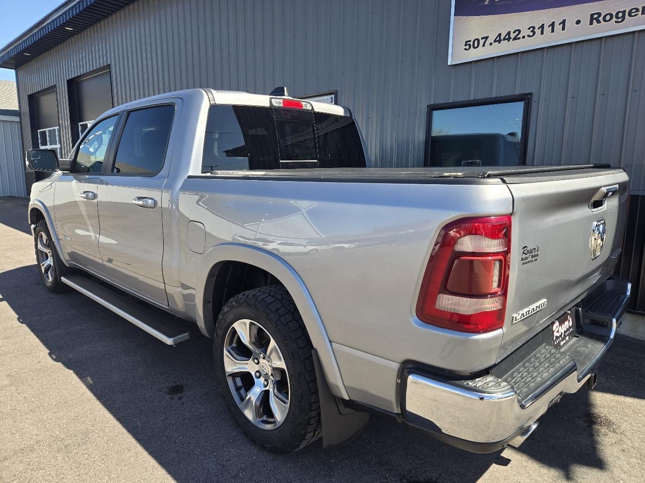 RAM 1500 Laramie 4x4 Crew Cab 5'7" Box 2019