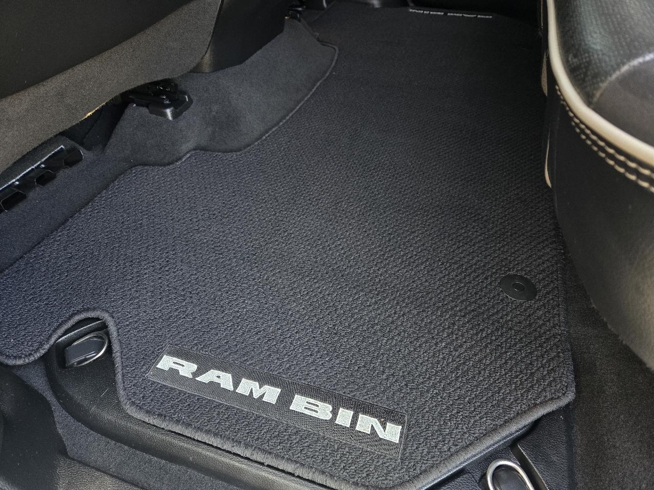 RAM 1500 Laramie 4x4 Crew Cab 5'7" Box 2019