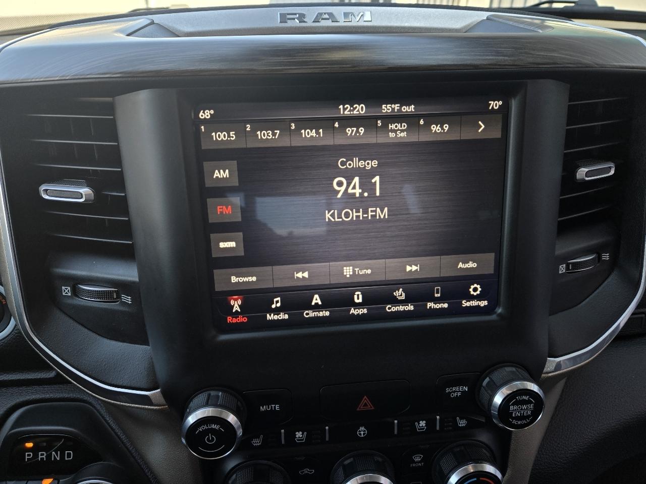 RAM 1500 Laramie 4x4 Crew Cab 5'7" Box 2019