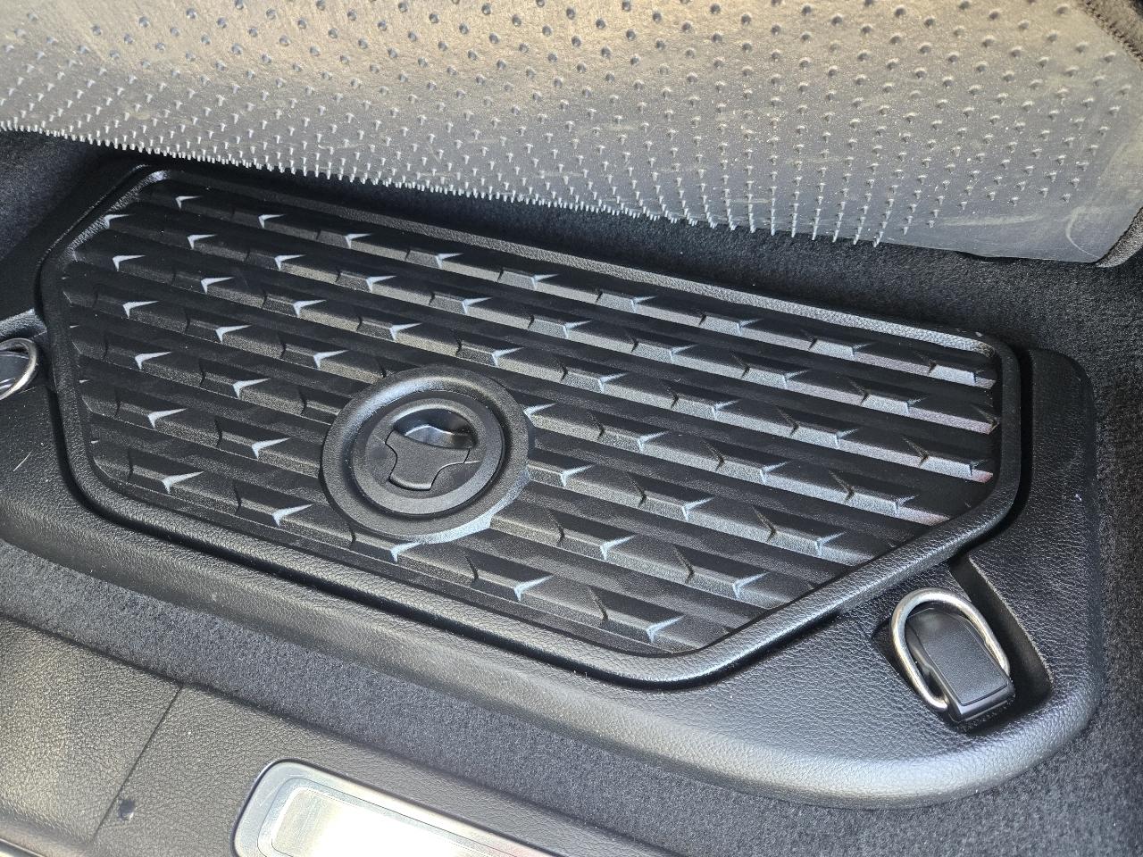 RAM 1500 Laramie 4x4 Crew Cab 5'7" Box 2019