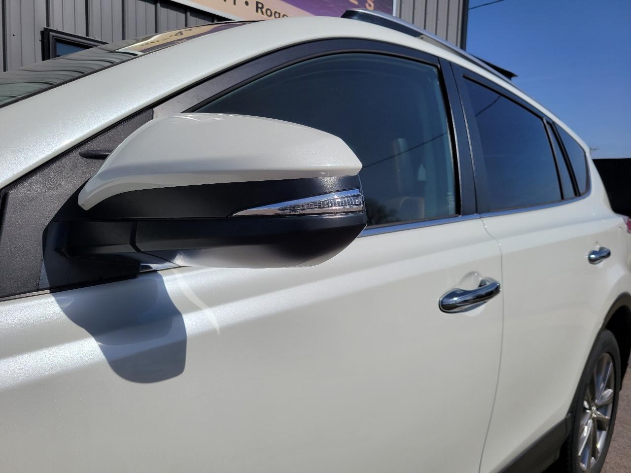 Toyota RAV4 Limited AWD (Natl) 2018