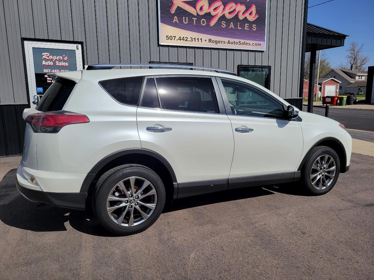 Toyota RAV4 Limited AWD (Natl) 2018