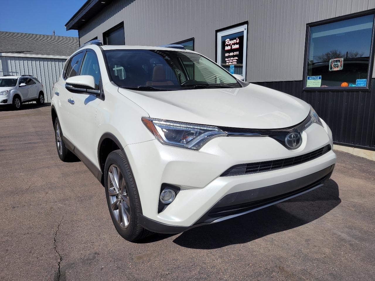 Toyota RAV4 Limited AWD (Natl) 2018