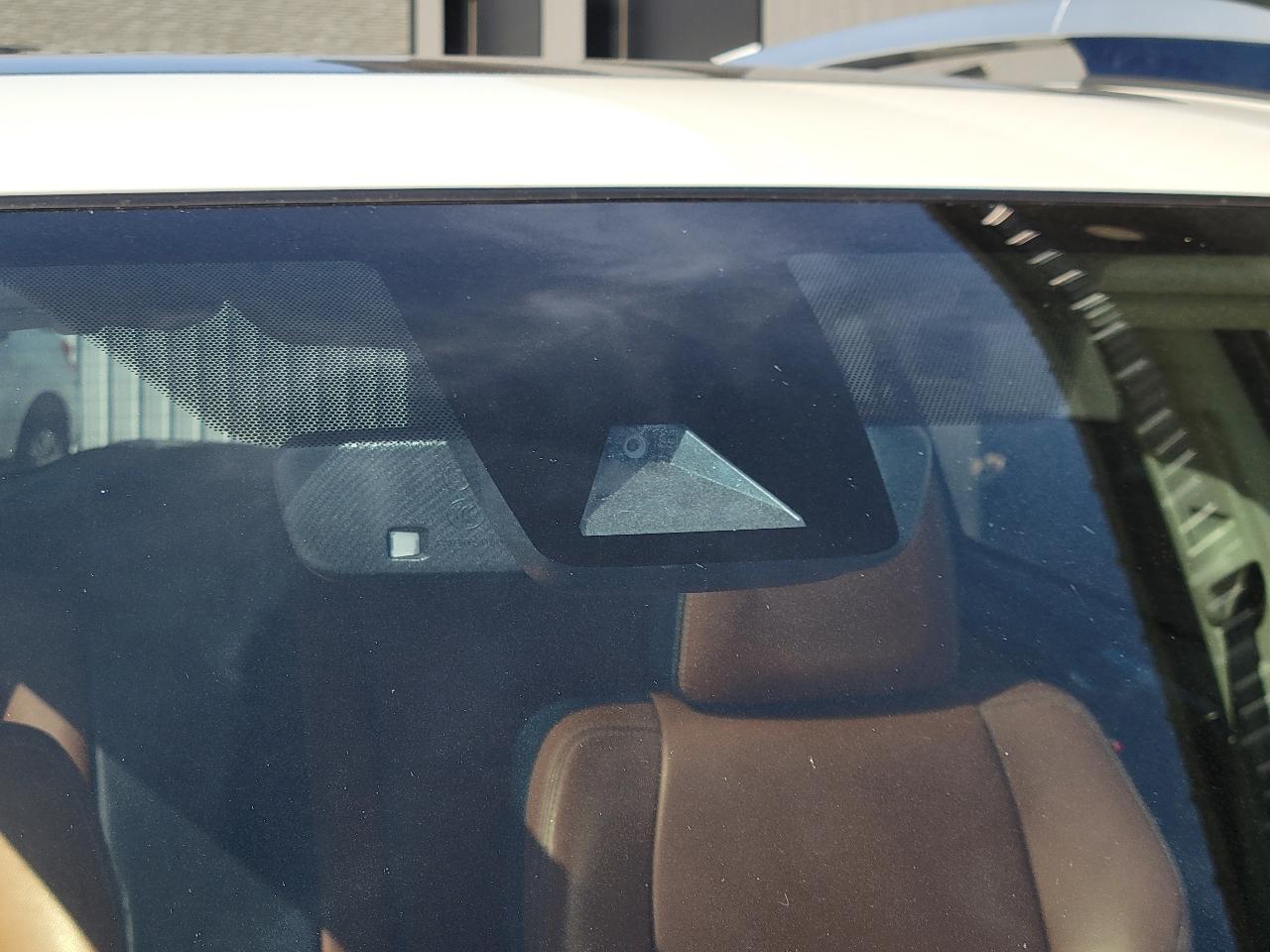 Toyota RAV4 Limited AWD (Natl) 2018