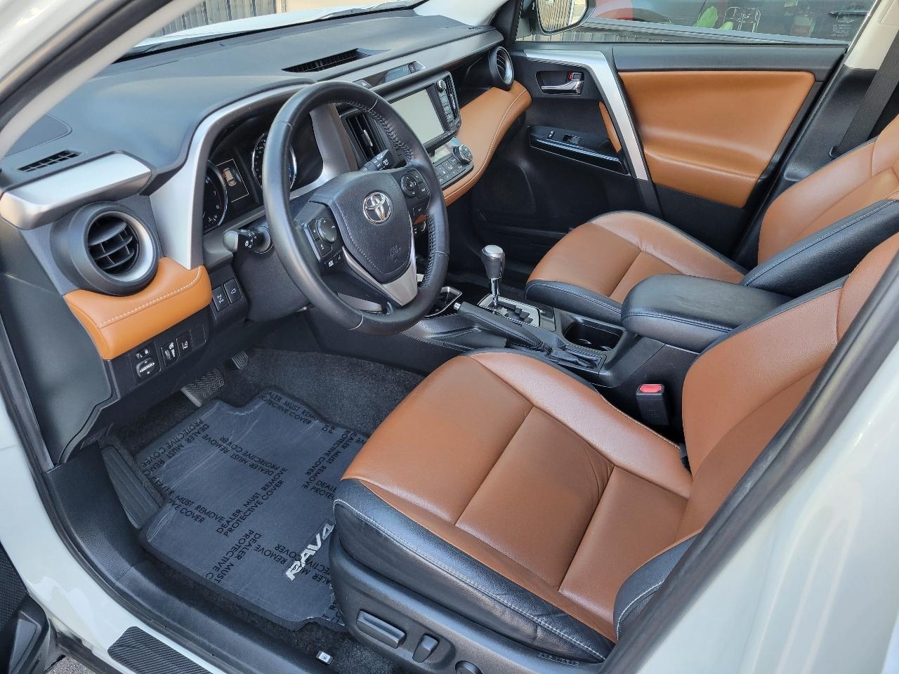 Toyota RAV4 Limited AWD (Natl) 2018