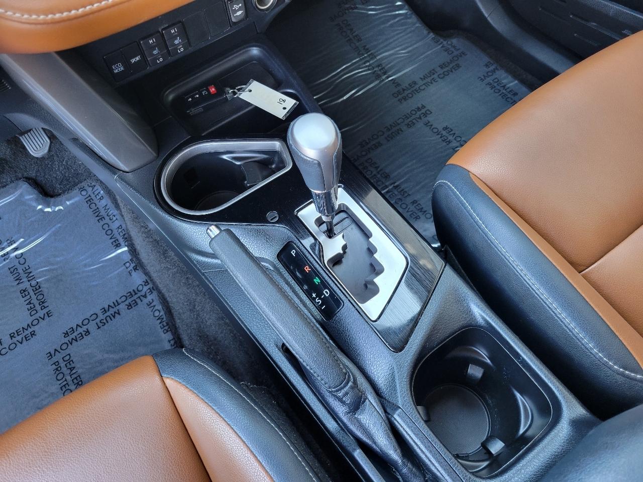 Toyota RAV4 Limited AWD (Natl) 2018