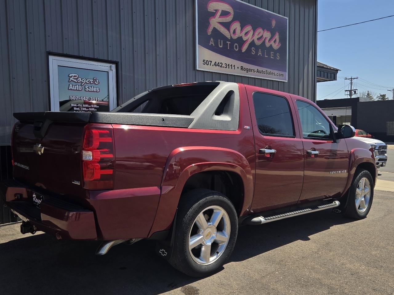 Chevrolet Avalanche 4WD Crew Cab 130" LT w/3LT 2008