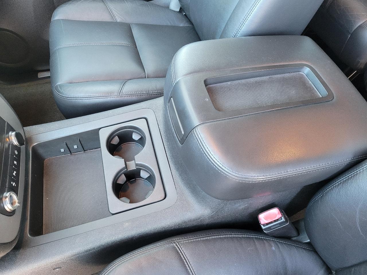 Chevrolet Avalanche 4WD Crew Cab 130" LT w/3LT 2008