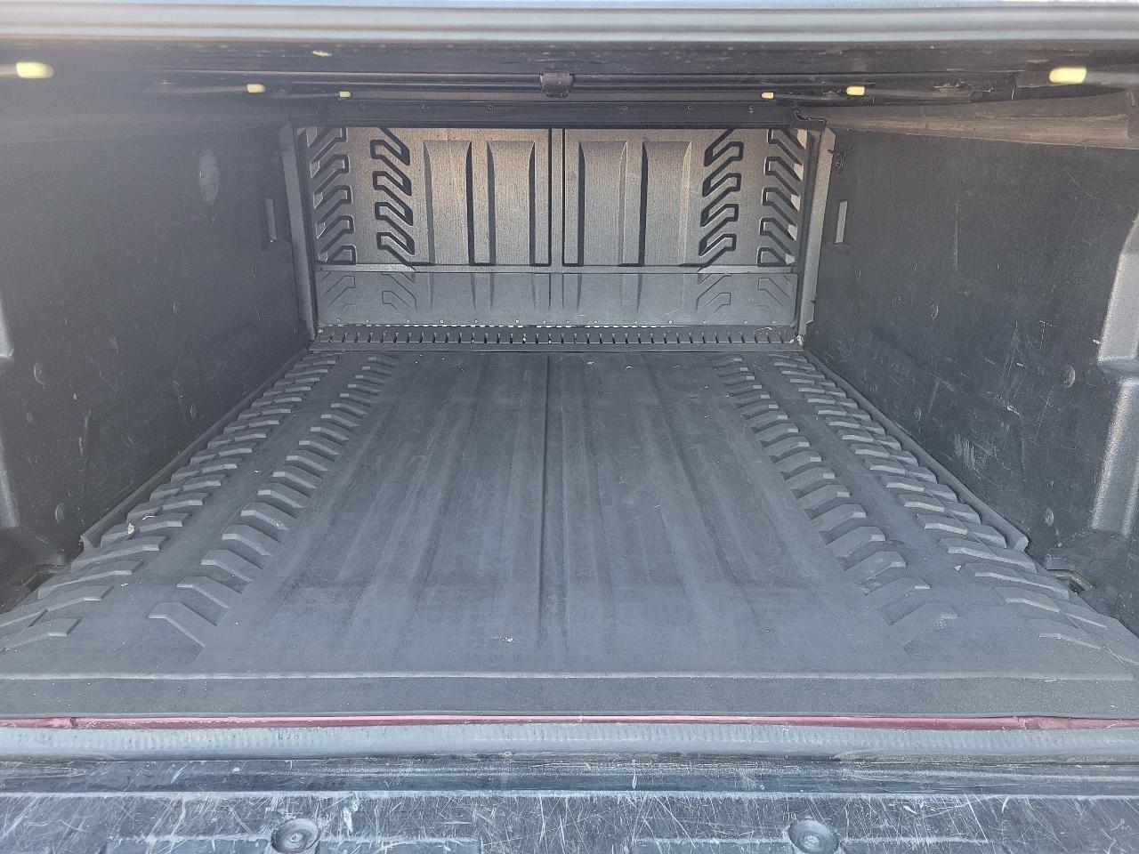 Chevrolet Avalanche 4WD Crew Cab 130" LT w/3LT 2008