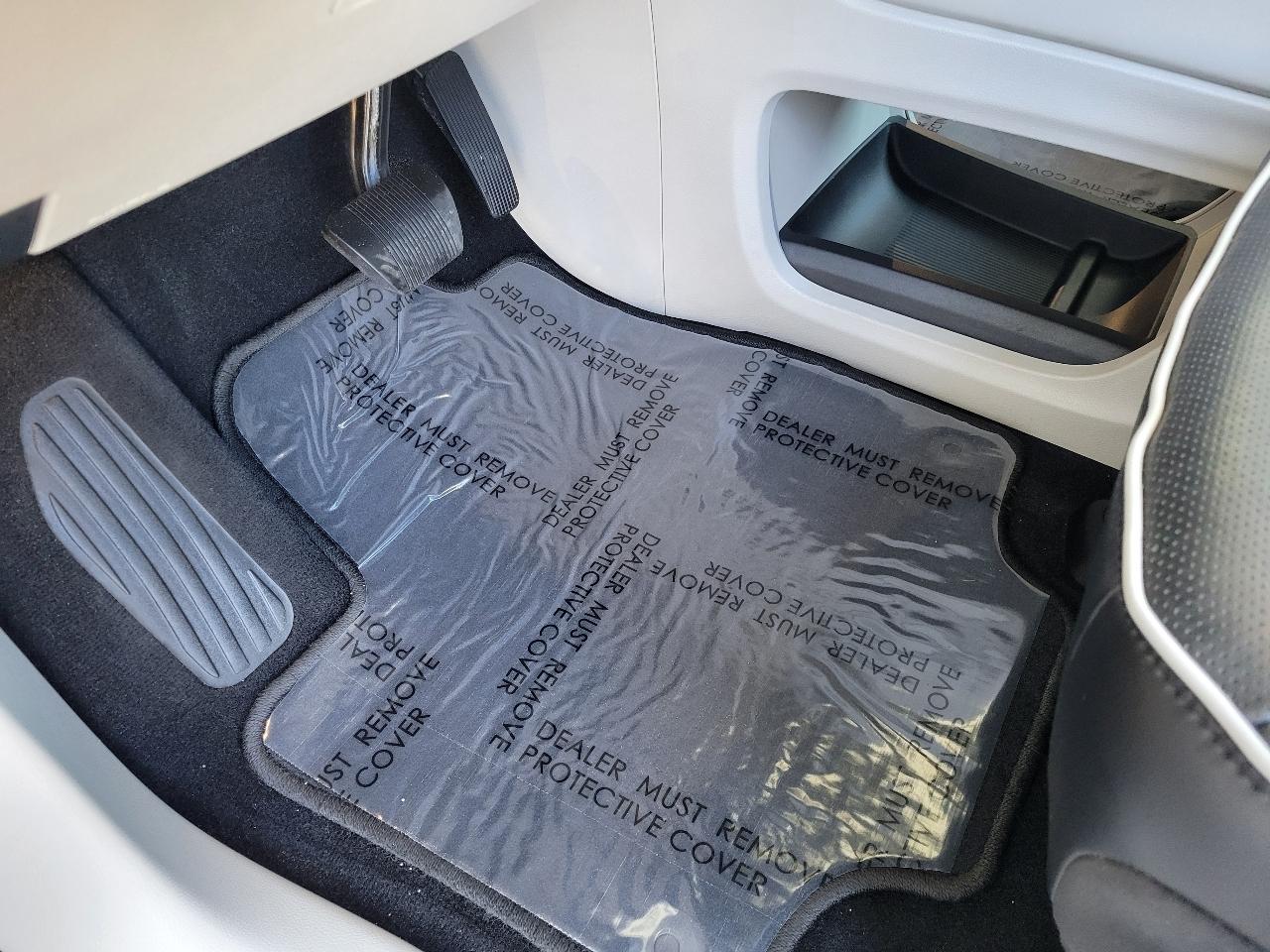 Chrysler Pacifica Limited FWD 2022