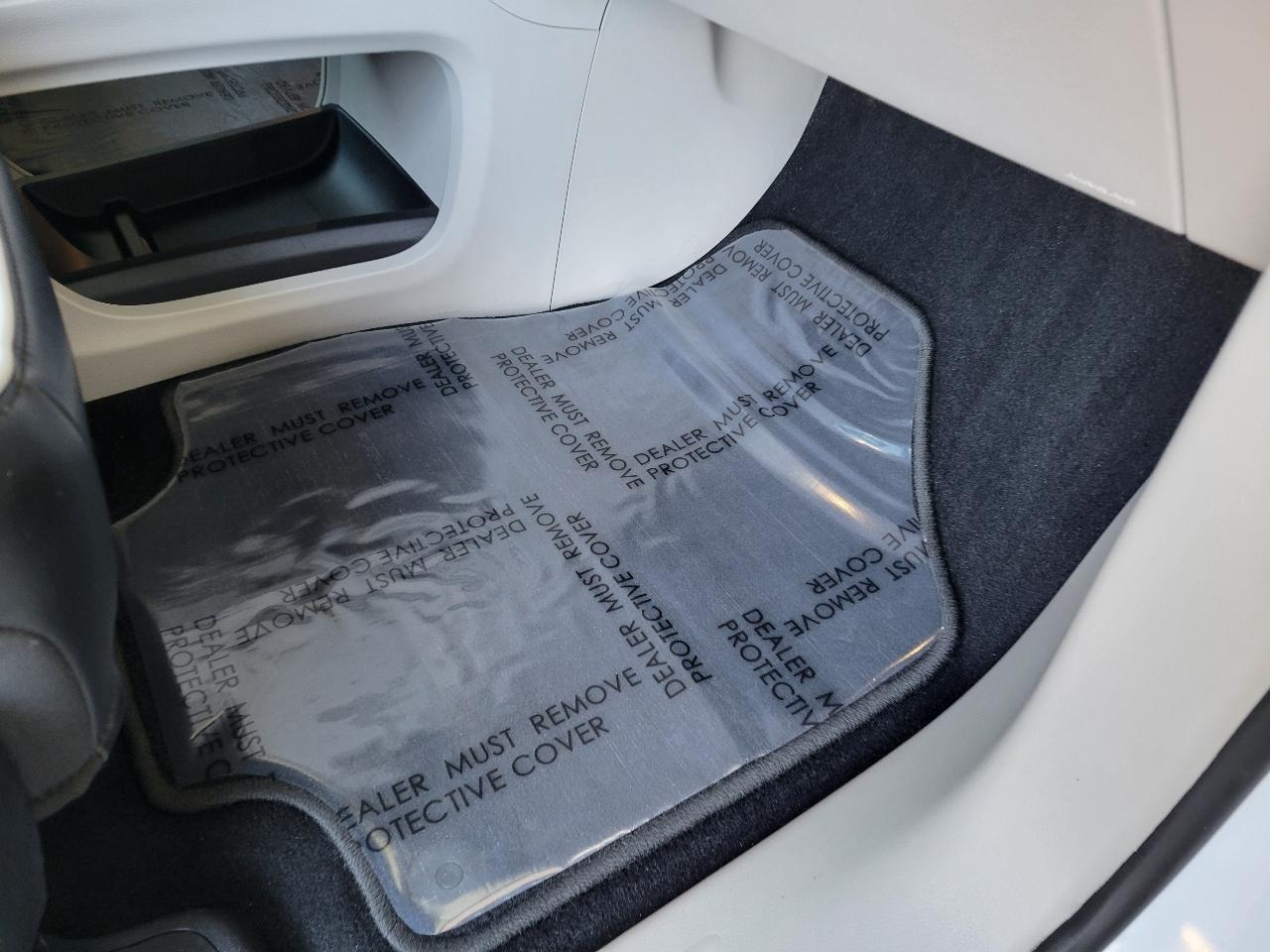 Chrysler Pacifica Limited FWD 2022