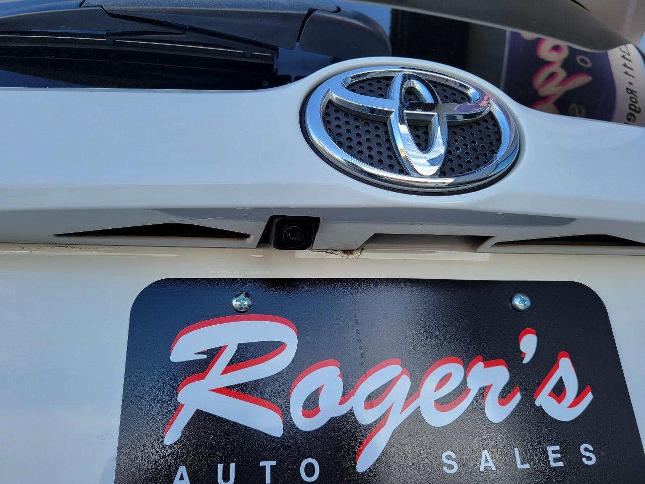 Toyota RAV4 AWD XLE 2018