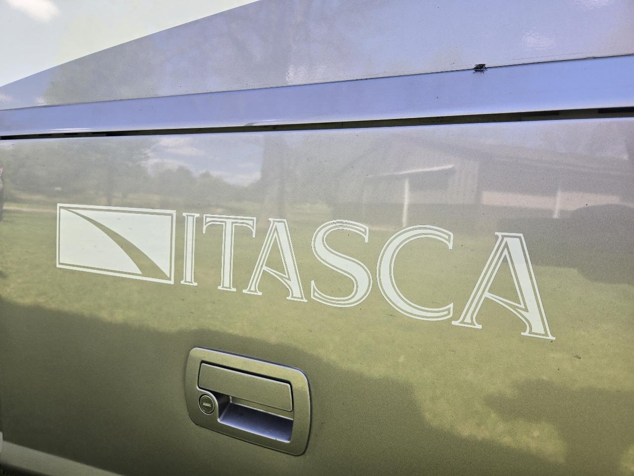 Winnebago Navion  2013
