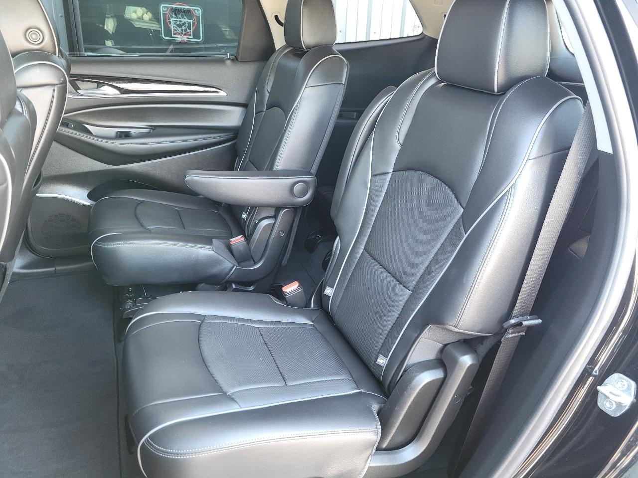 Buick Enclave AWD 4dr Avenir 2021