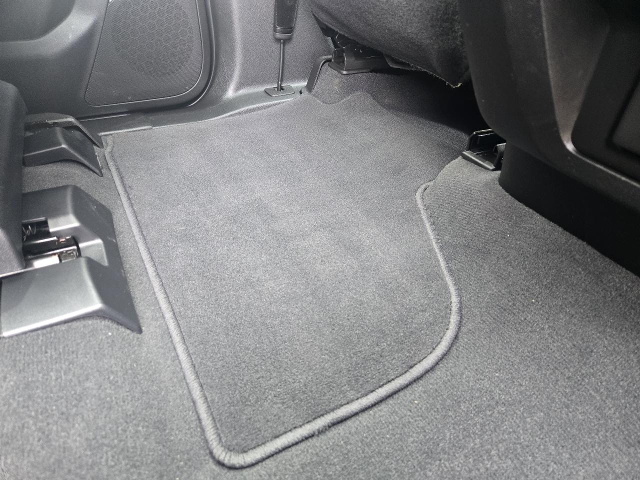 GMC Yukon XL 4WD 4dr SLT 2023
