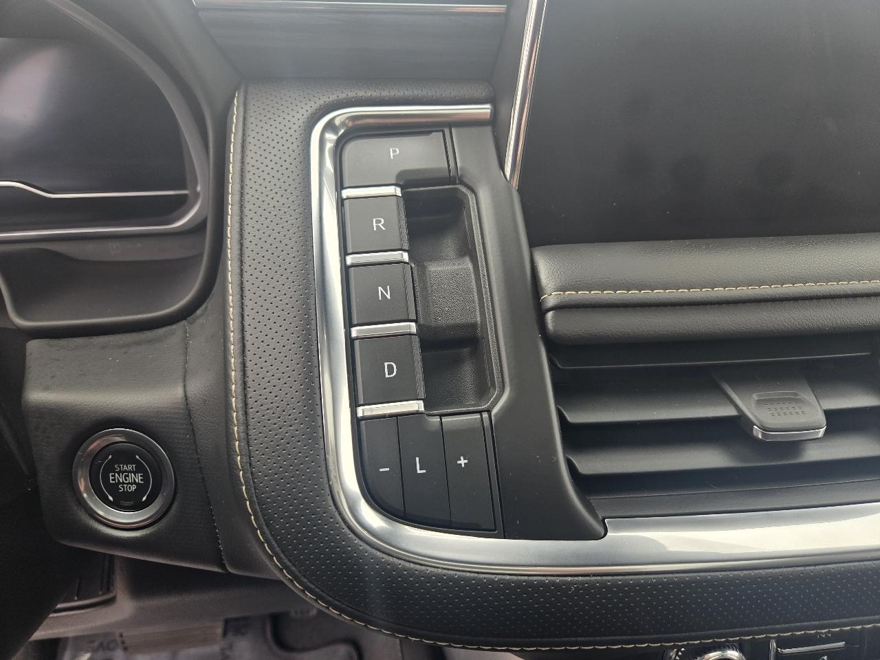 GMC Yukon XL 4WD 4dr SLT 2023
