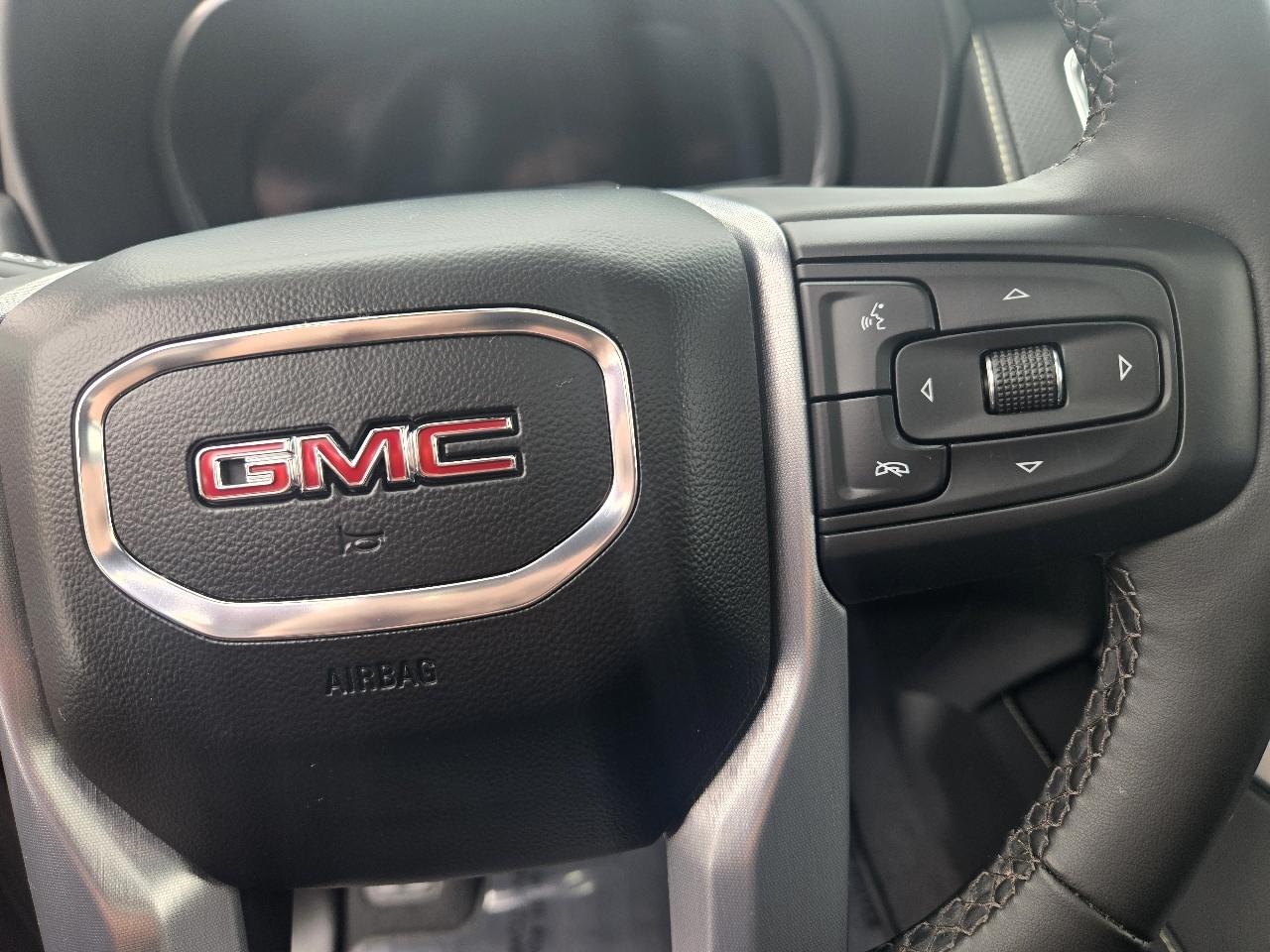 GMC Yukon XL 4WD 4dr SLT 2023