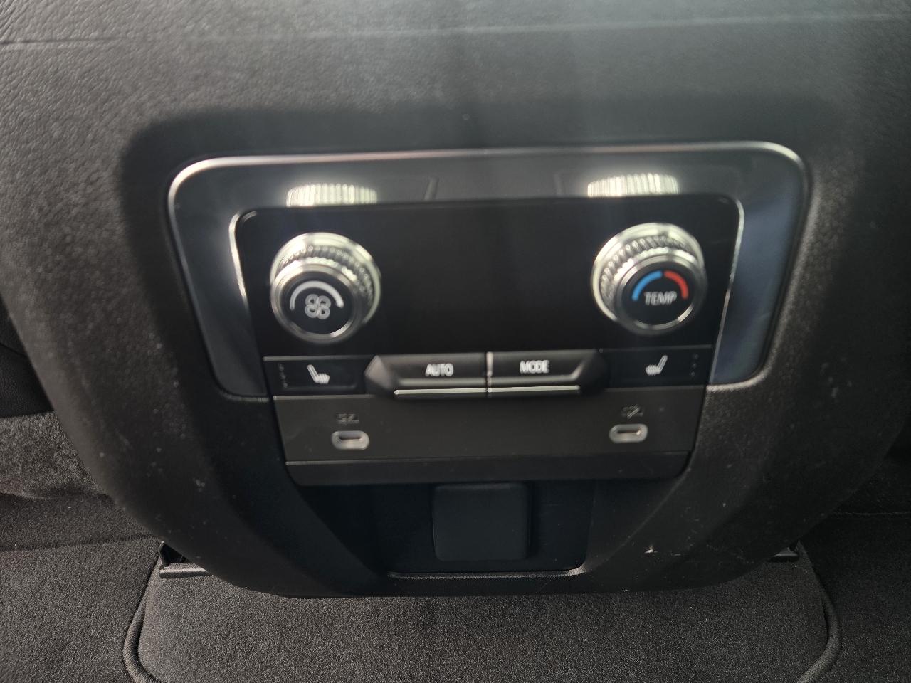 GMC Yukon XL 4WD 4dr SLT 2023