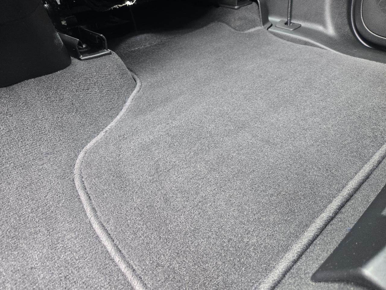 GMC Yukon XL 4WD 4dr SLT 2023