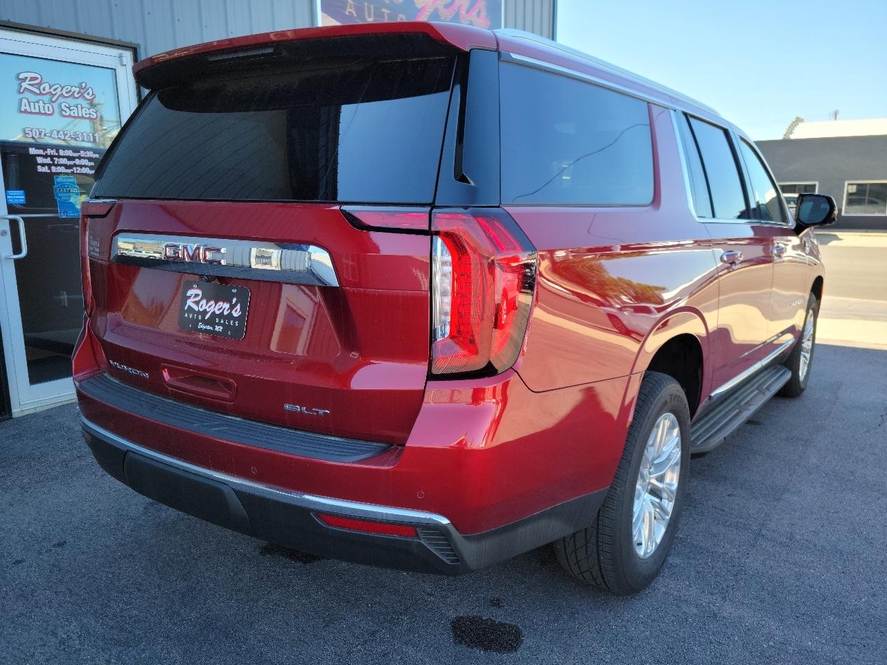 GMC Yukon XL 4WD 4dr SLT 2023