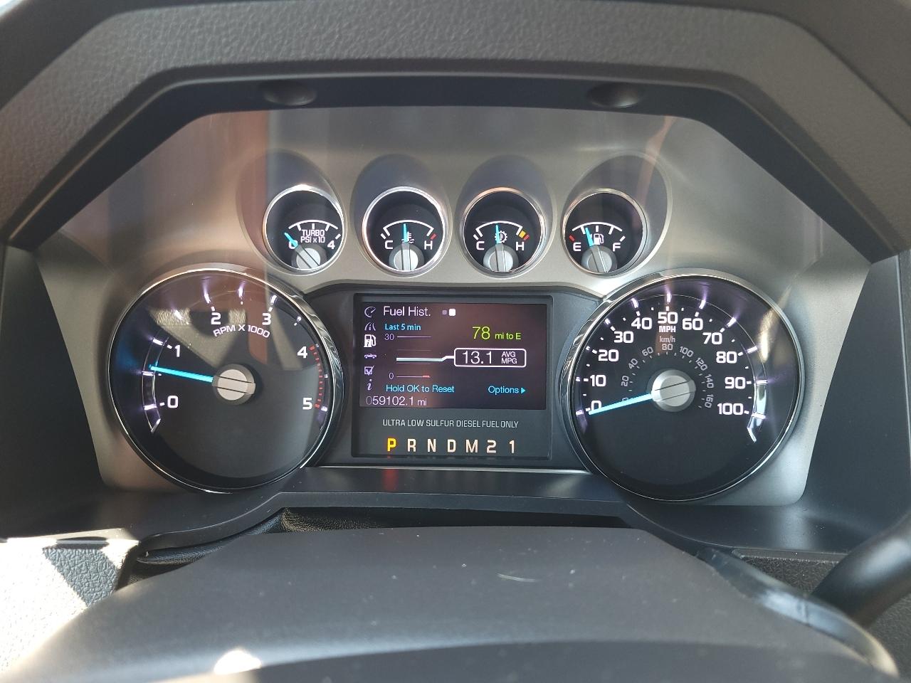 Ford Super Duty F-350 SRW 4WD Crew Cab 156" Lariat 2013