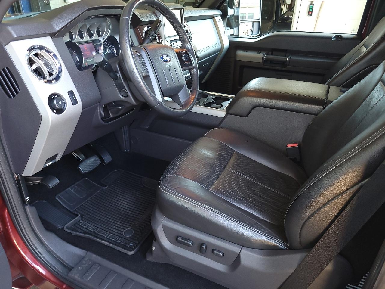 Ford Super Duty F-350 SRW 4WD Crew Cab 156" Lariat 2013