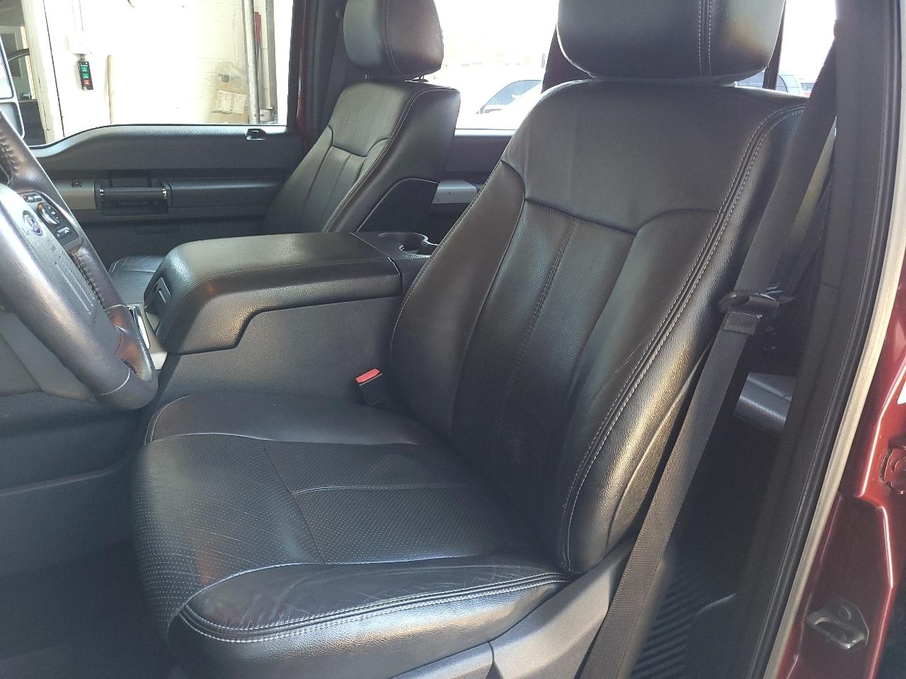 Ford Super Duty F-350 SRW 4WD Crew Cab 156" Lariat 2013