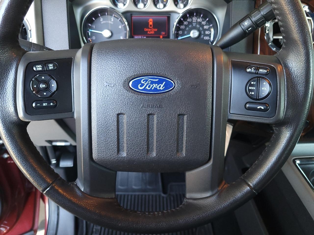 Ford Super Duty F-350 SRW 4WD Crew Cab 156" Lariat 2013