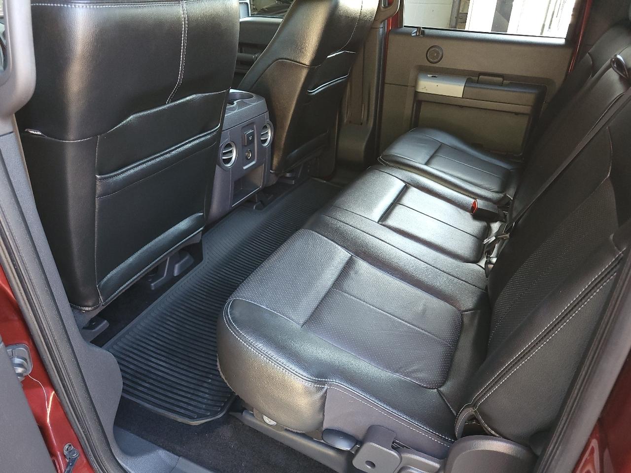 Ford Super Duty F-350 SRW 4WD Crew Cab 156" Lariat 2013