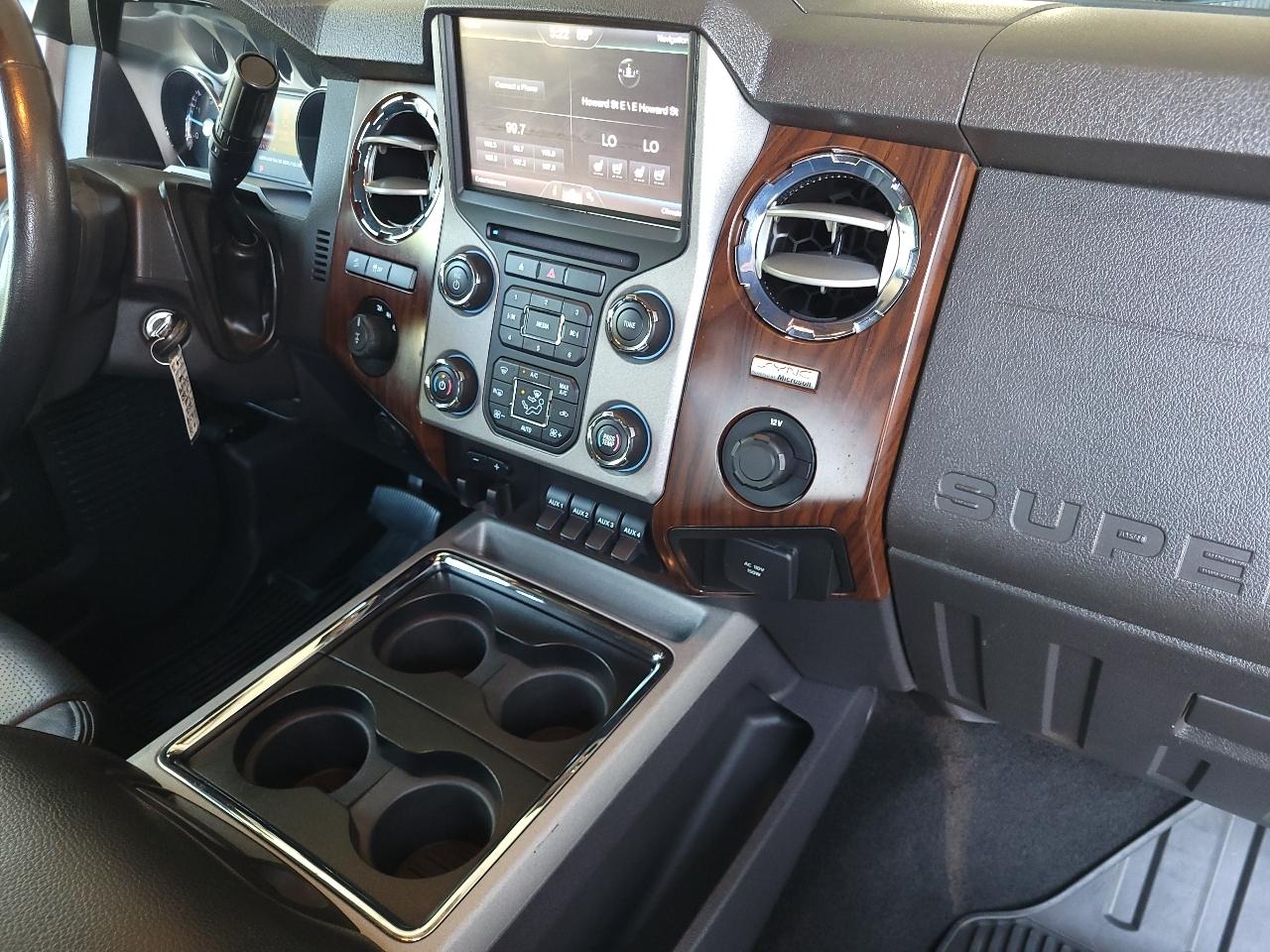 Ford Super Duty F-350 SRW 4WD Crew Cab 156" Lariat 2013