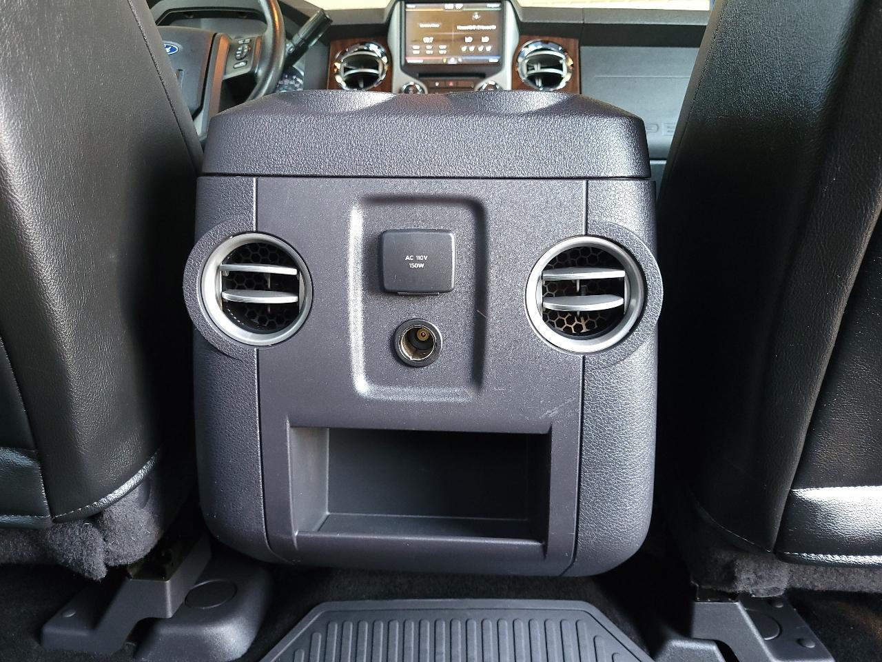 Ford Super Duty F-350 SRW 4WD Crew Cab 156" Lariat 2013