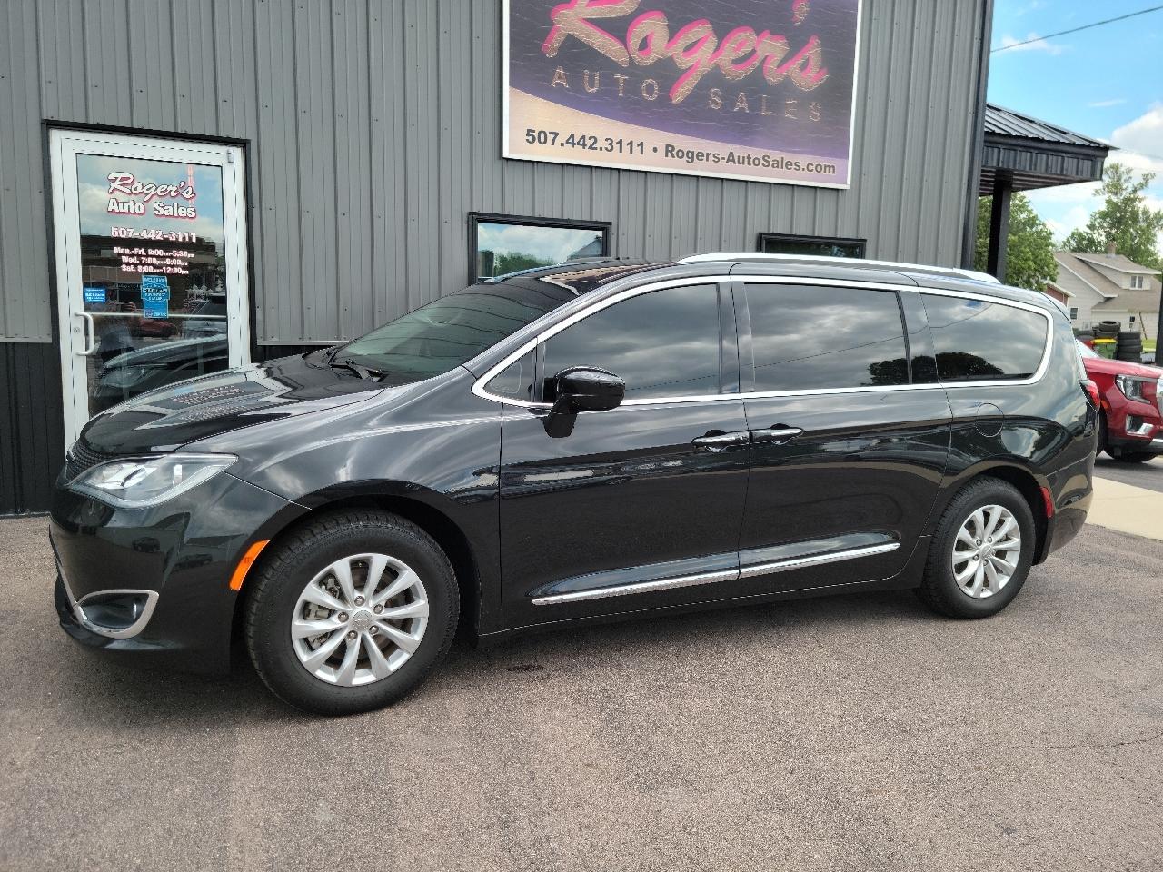 Chrysler Pacifica Touring L Plus FWD 2018