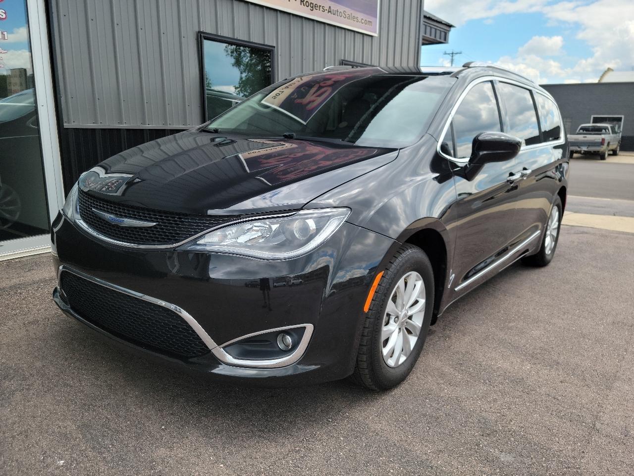Chrysler Pacifica Touring L Plus FWD 2018