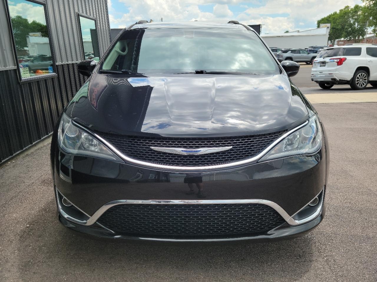 Chrysler Pacifica Touring L Plus FWD 2018