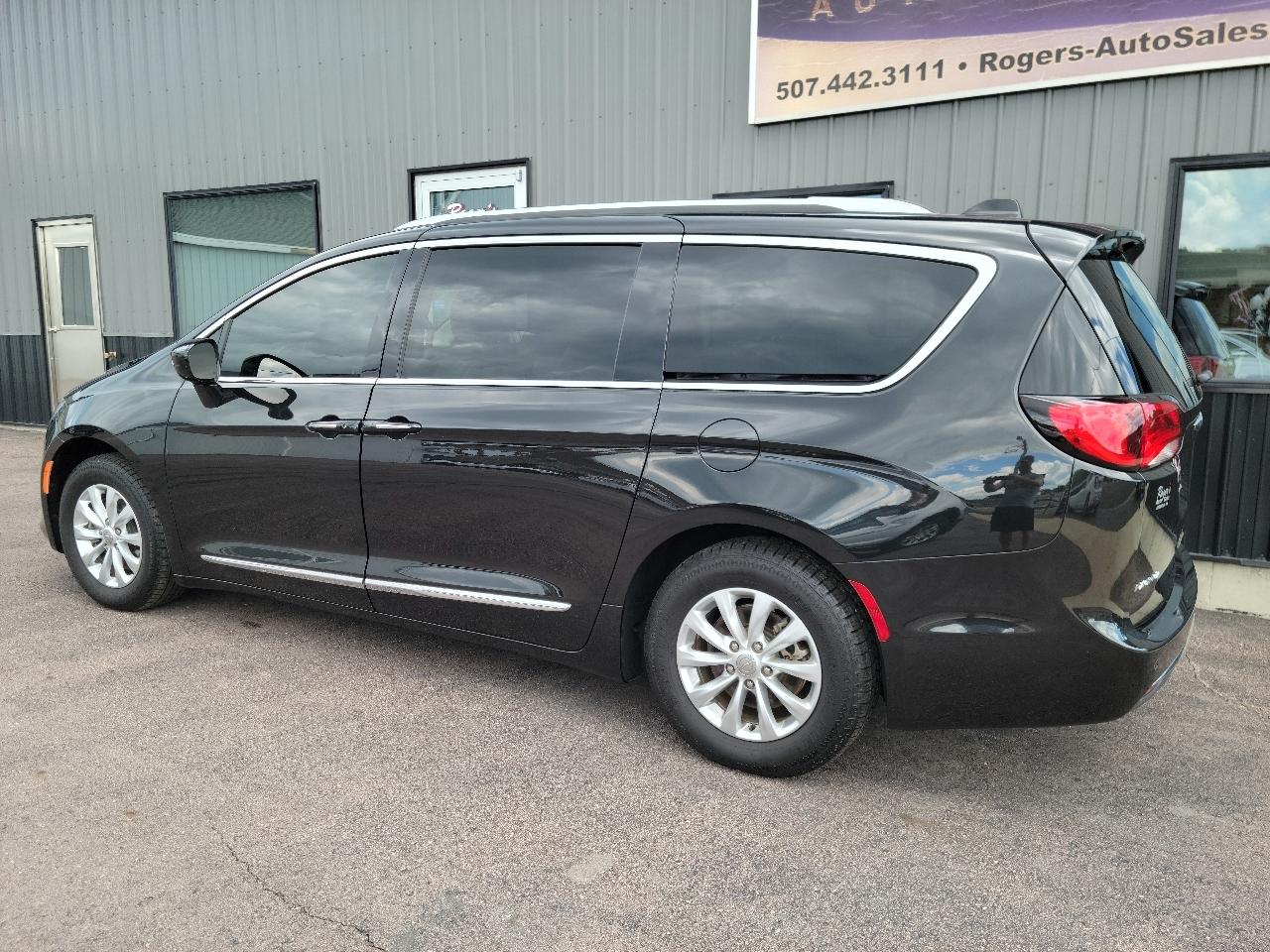 Chrysler Pacifica Touring L Plus FWD 2018
