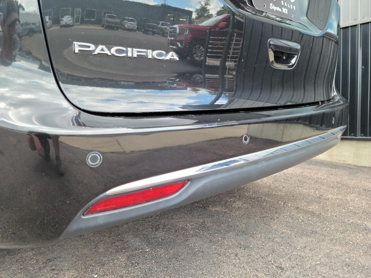 Chrysler Pacifica Touring L Plus FWD 2018