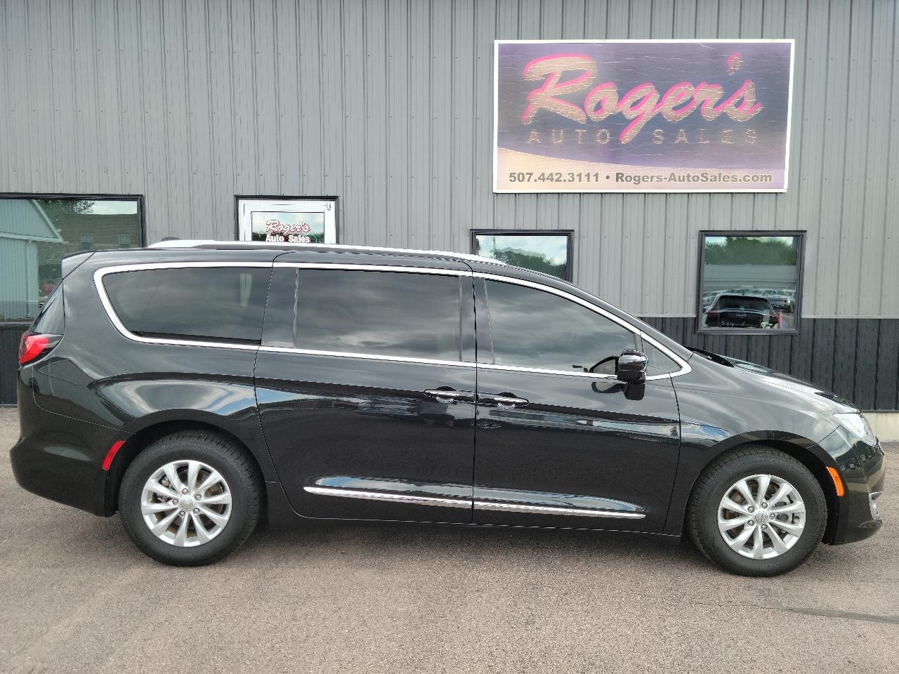 Chrysler Pacifica Touring L Plus FWD 2018